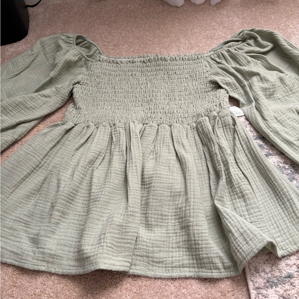 Bibi - Gathered Blouse. XL. New with tags. Sage green. Top section stretches.